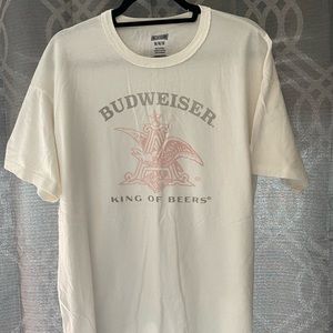 Tailgate Budweiser tshirt.